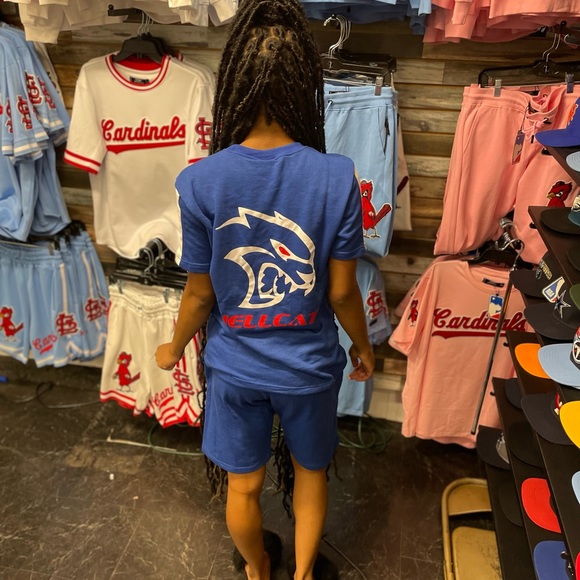 Short Sets - Picture 2 of 4